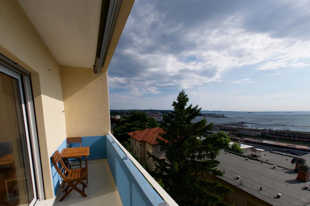 Seatrieste Exterior photo
